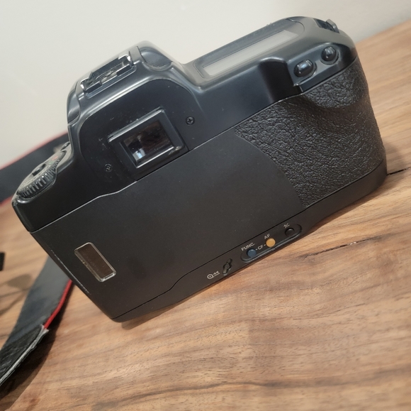 Canon Camera EOS Rebel T1 bundle - Picture 5 of 6